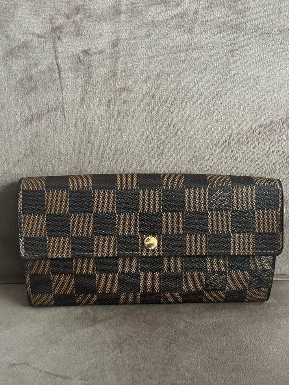 Authentic LV Sarah wallet